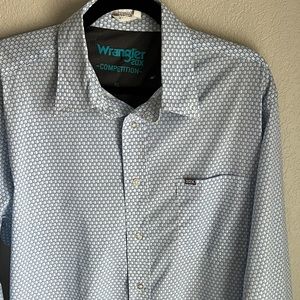 Wrangler Premium 20x Button Down Collard Shirt